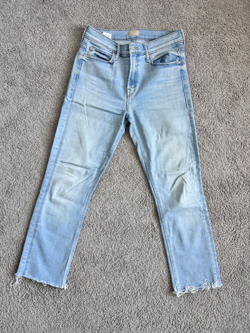 MOTHER The Mid Rise Dazzler Crop Fray